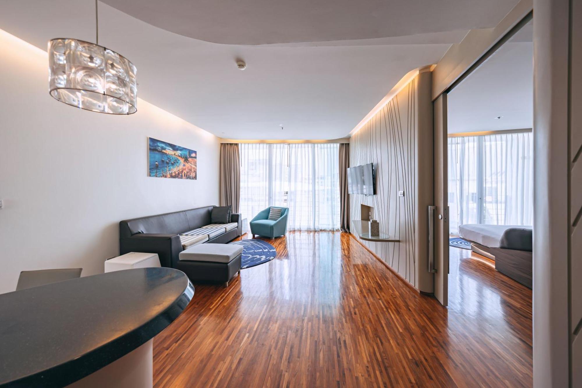Hotel Baraquda Heeton Pattaya By Compass Hospitality Εξωτερικό φωτογραφία